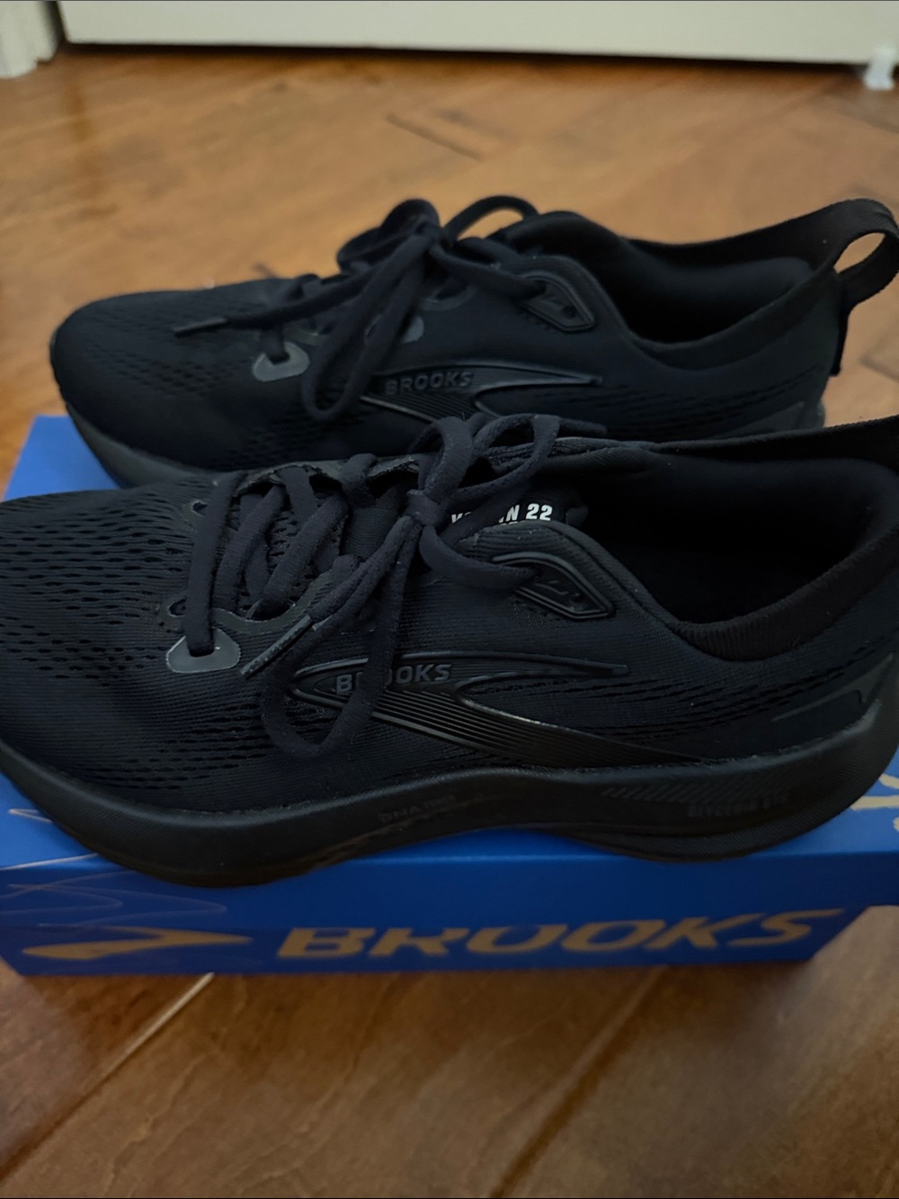Brooks Women's Glycerin GTS 22 - Black/Black 6.5